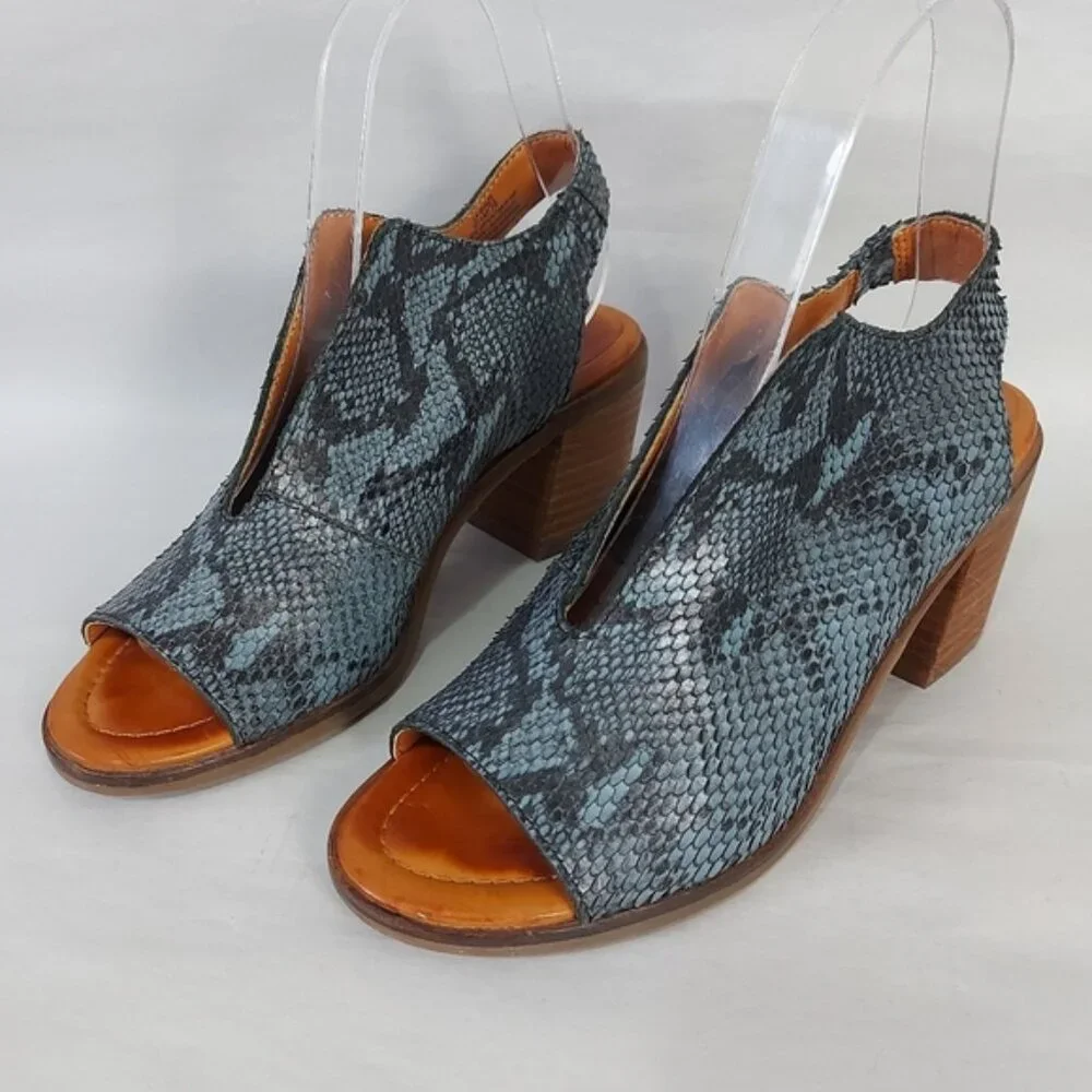 Lucky Brand Peep Toe Sankeskin Cutout Chunky Heel Rhazy Slingback Sandals 5.5 M